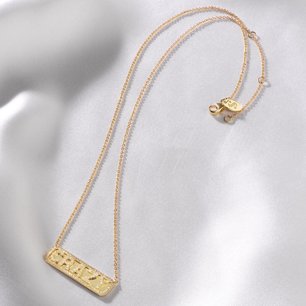 Serena Williams 14K gold diamond necklace